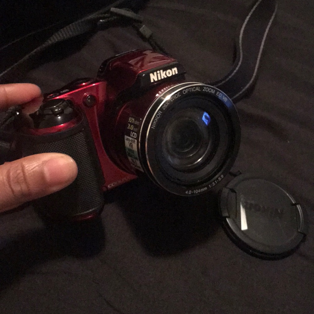 Nikon Camera - Picture 3 of 4